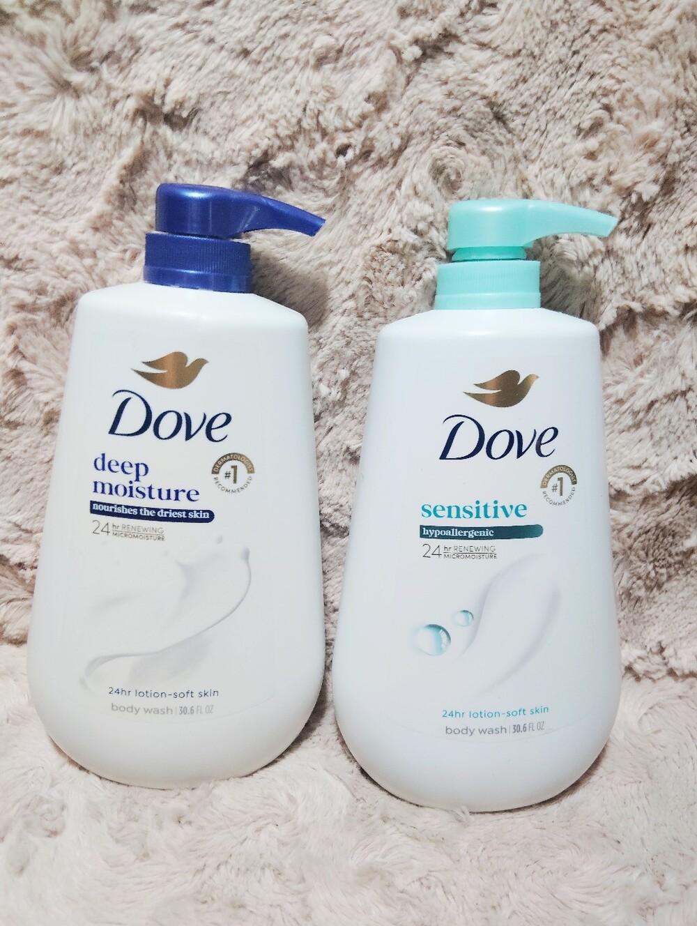 BUNDLE OF 2!! Deep Moisture & Sensitive Body Wash. 30.6 FL OZ Each